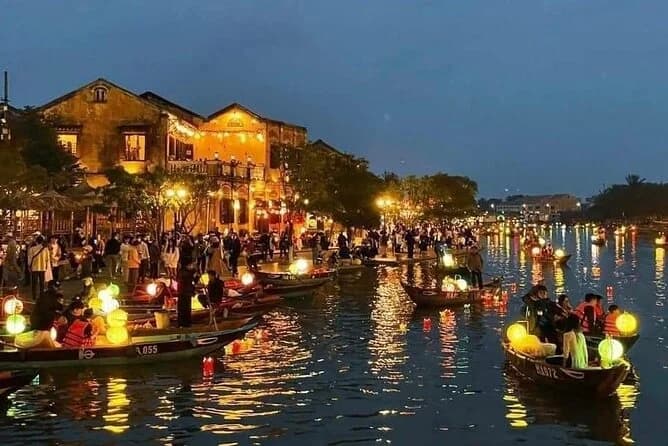Crafts, Flavours & Lantern Boats